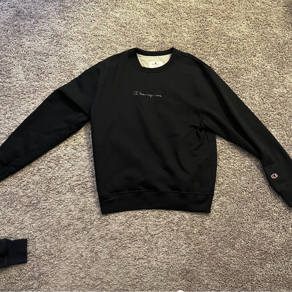 Champion Men's Classic Black Crewneck Sweater